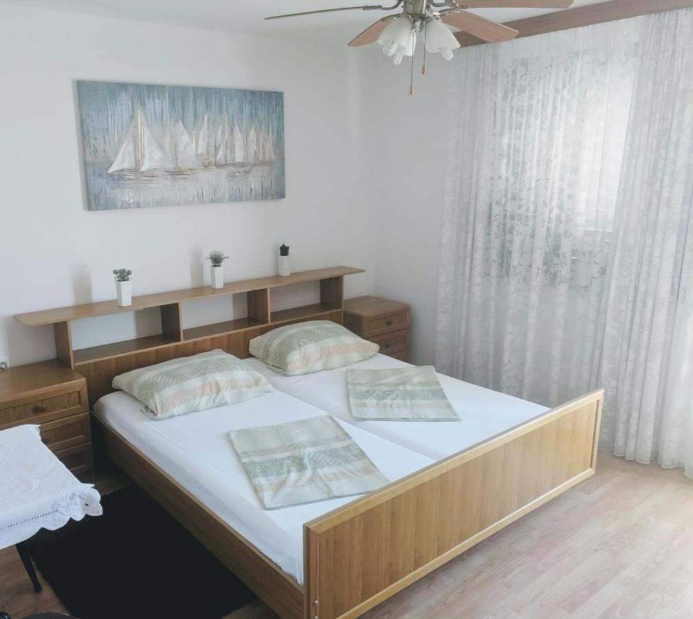 Relax And Enjoy At Powermoni Apartment Бибине Екстериор снимка