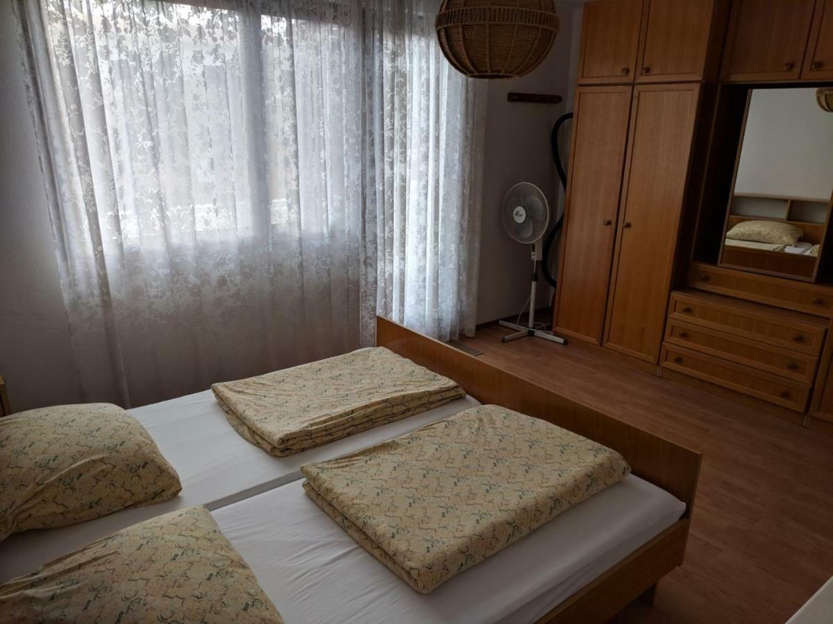 Relax And Enjoy At Powermoni Apartment Бибине Екстериор снимка