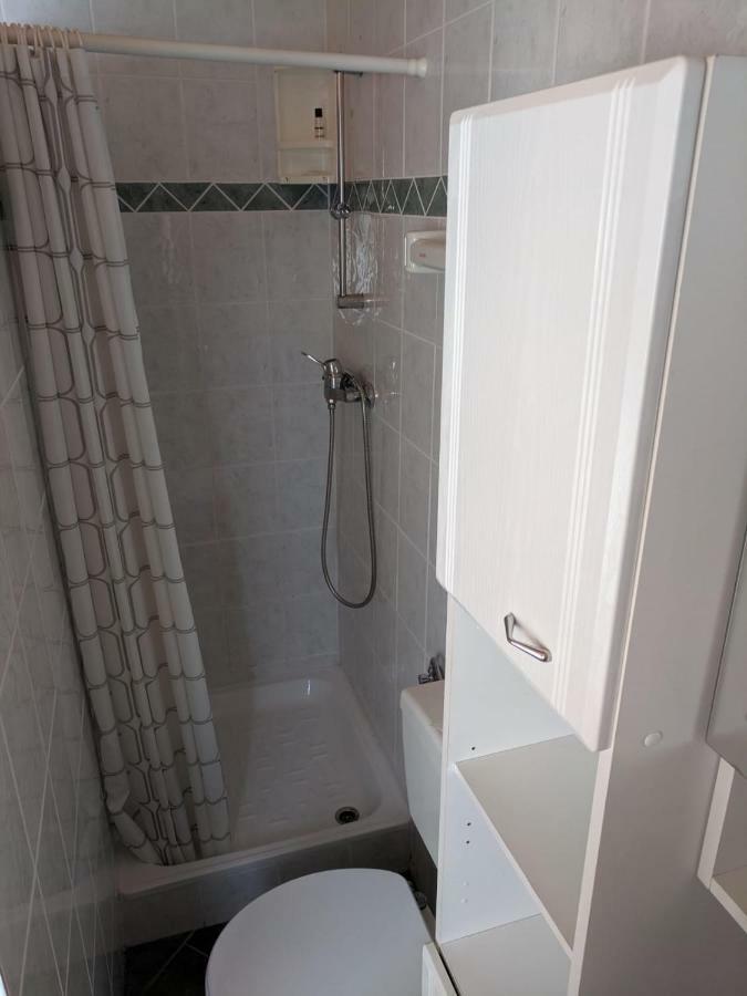 Relax And Enjoy At Powermoni Apartment Бибине Екстериор снимка