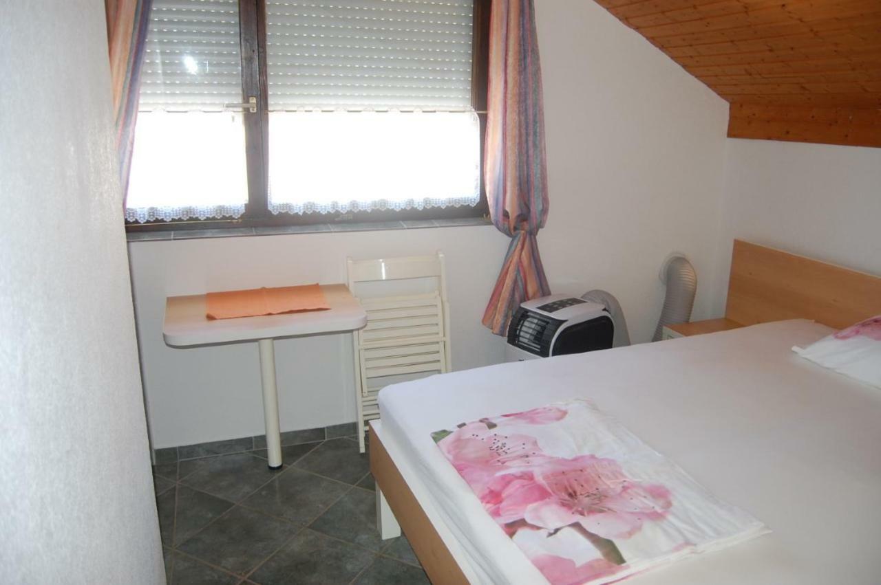 Relax And Enjoy At Powermoni Apartment Бибине Екстериор снимка